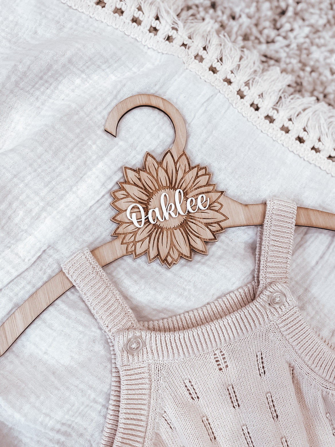 Sunflower Hanger