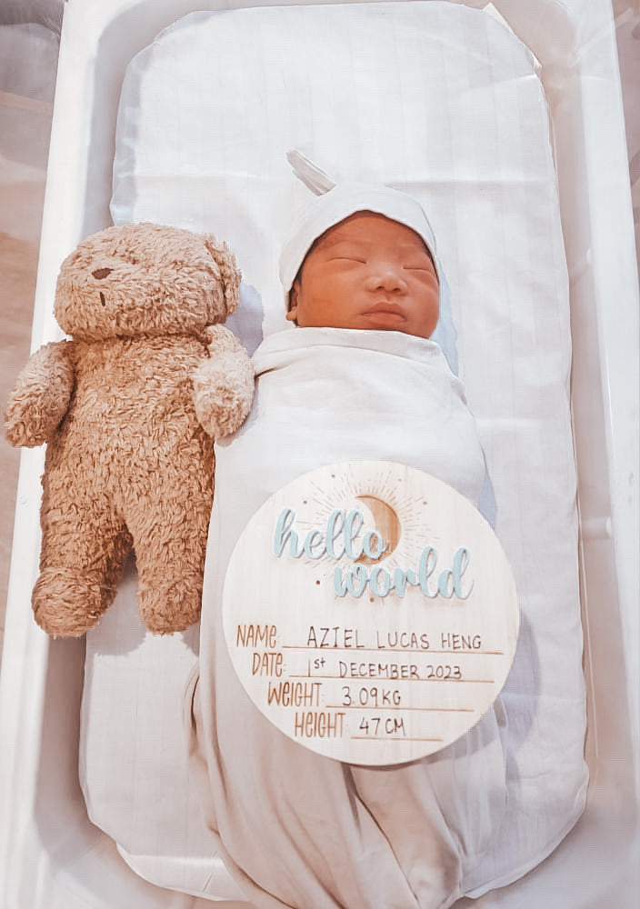 Hello World Plaque