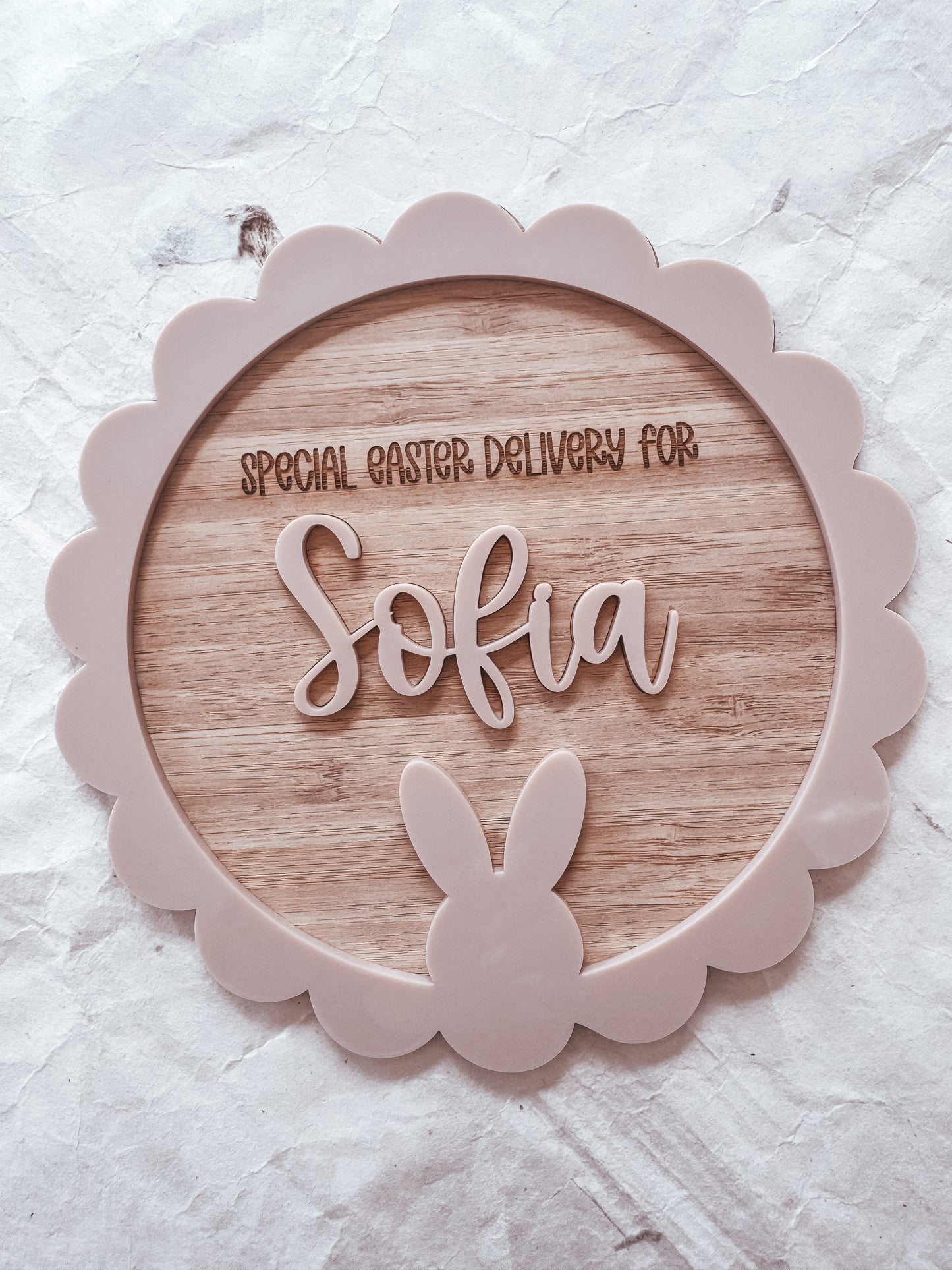 Scalloped Interchangeable Easter Plaque