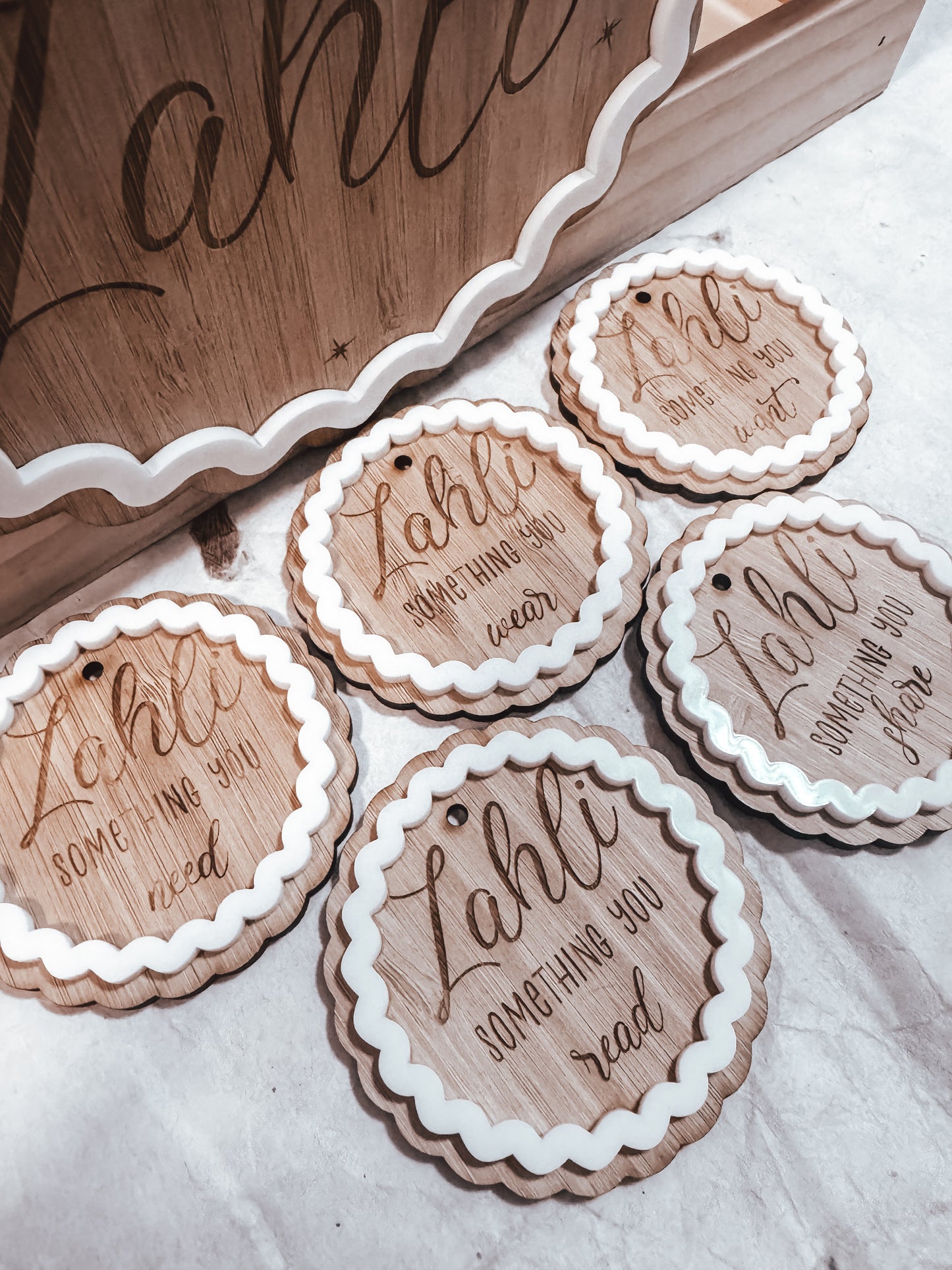 Scalloped Mindfulness Christmas Tags