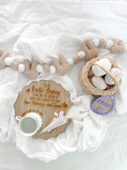 Scalloped Easter Bunny Tray
