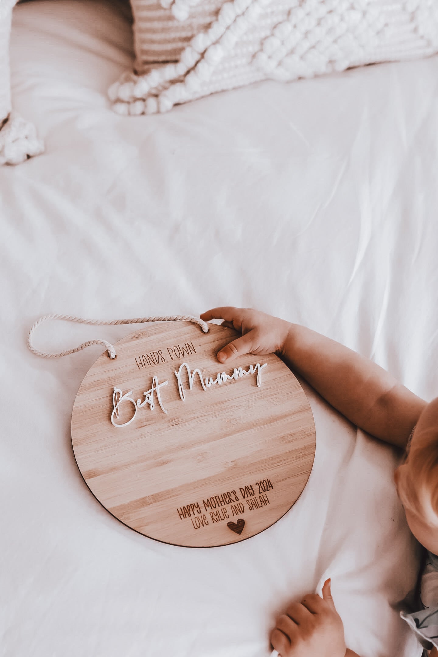 Hand print plaque