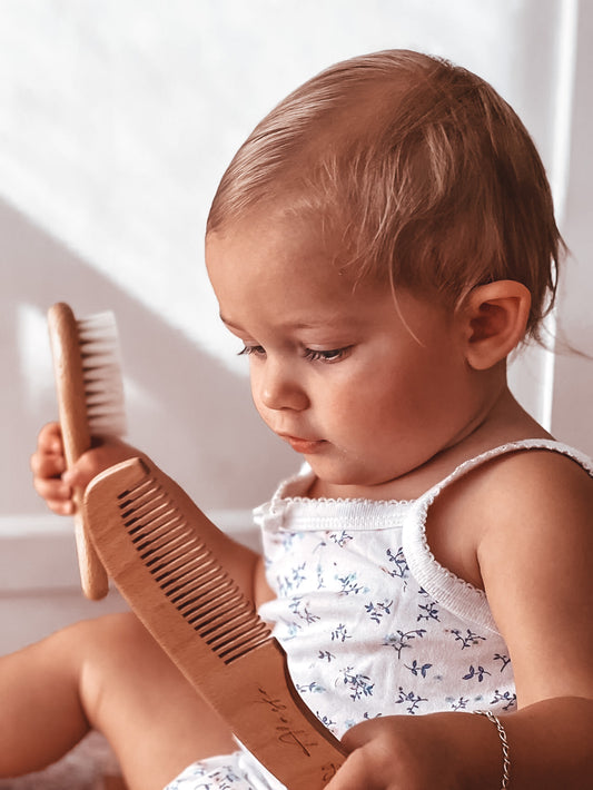 Personalised brush and comb