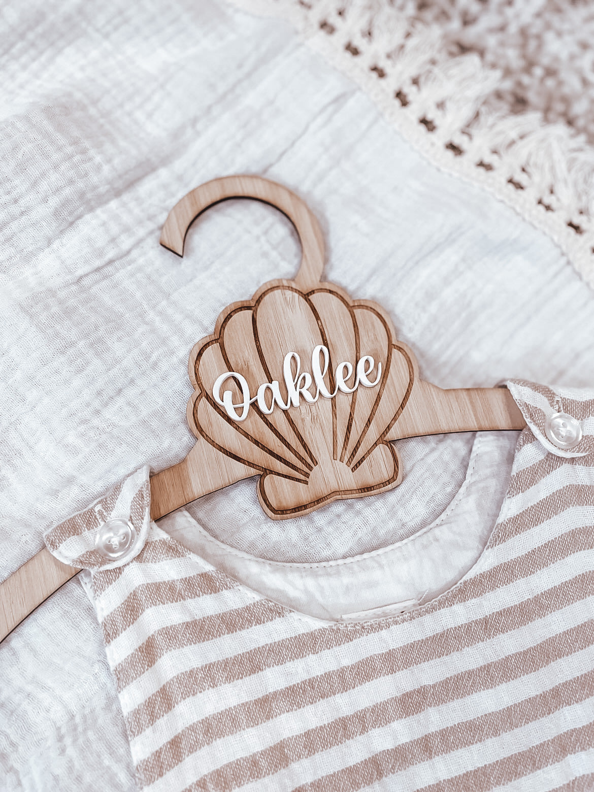 Shell Hanger